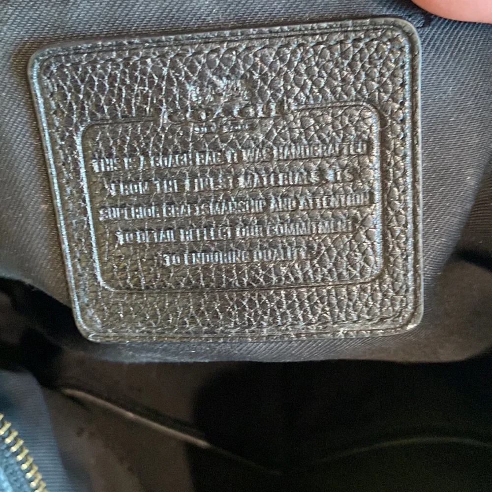 Coach Black Pebble Leather Scout Hobo Handbag, or Cross body gold hardware, EUC - Picture 9 of 13